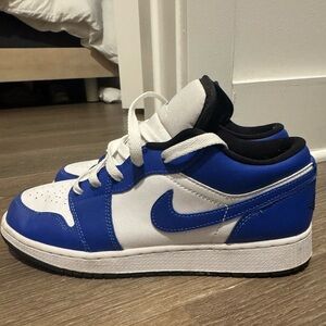 Air Jordan 1 low